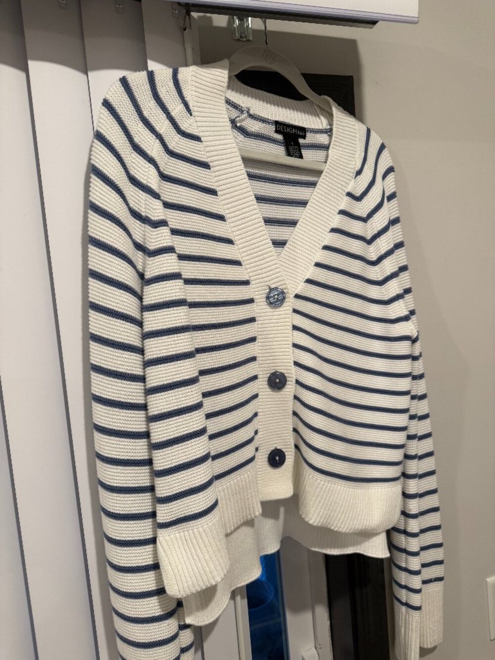Design 365 White and Blue Women's Cardigan